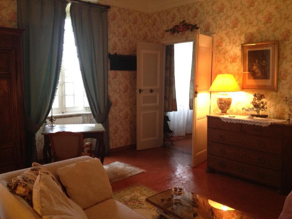 برينيول B&B Domaine Le Clos Du Pavillon الغرفة الصورة